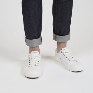 NWOB New Republic Bowery White Canvas Sneakers Size 8.5